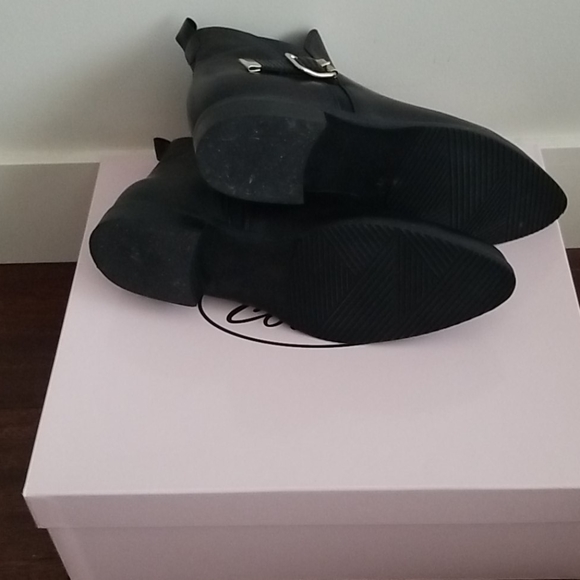 Cute Booties - Picture 4 of 5